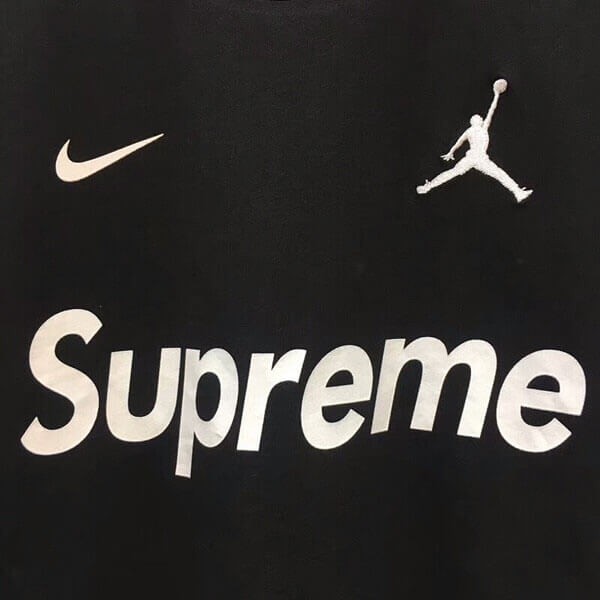 大人気 スーパーコピー シュプリーム ナイキ Jordan Tee Tシャツ 偽物 黒白