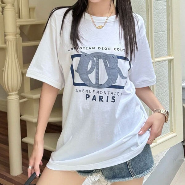 すぐ届く ロゴがオシャレ ディオール Tシャツ 偽物 コットンジャージー 493J642A0817