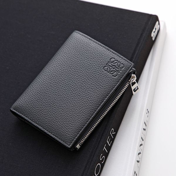 ロエベ ロゴ ナッパレザー 二つ折り財布 偽物 5ml0242crwf0046