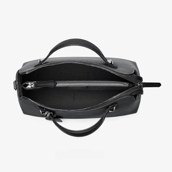 フェンディ バイ ザ ウェイ ミディアム☆FENDI☆人気 レザー ボストンバッグ 8BL146