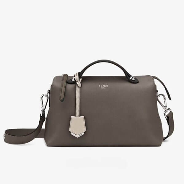 フェンディ バイ ザ ウェイ ミディアム☆FENDI☆人気 レザー ボストンバッグ 8BL146