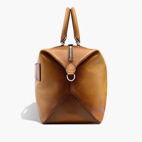 ベルルッティ コピー Toujours ソフト ジップ レザー トラベルバッグ 2色 ZIPPED_BAG-V3