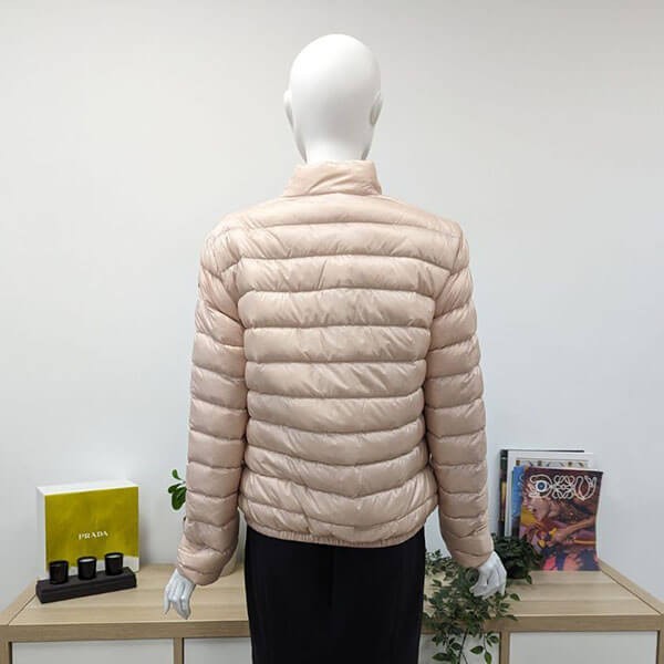 モンクレール スーパーコピー Lansショートダウンジャケット 超軽量 多色 I10931A1010053048