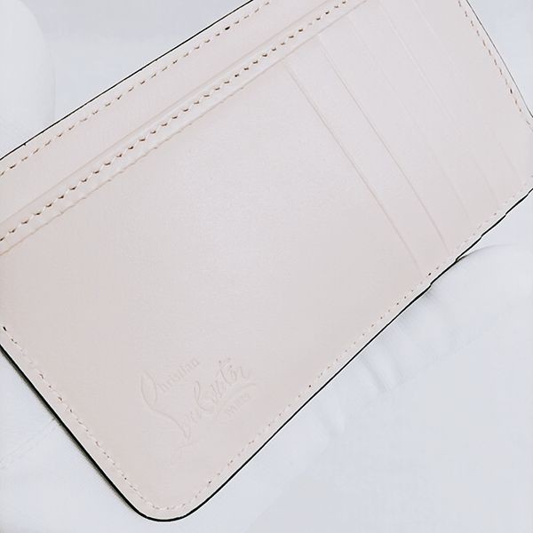 ルブタン loubi54 偽物 カードホルダー ルブタン 32351115446