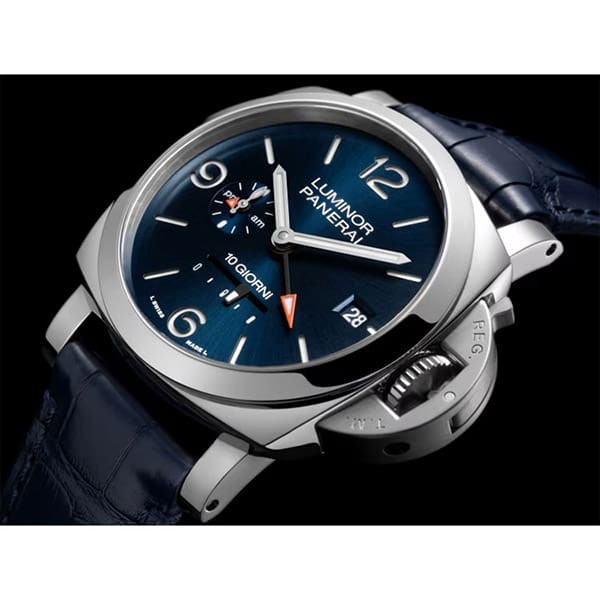 パネライ ルミノール ディエチ ジョルニ gmt pam01482