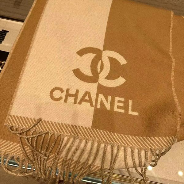 ◆どんなコーデにも合う◆シャネル バイカラーマフラー コピー cc09276