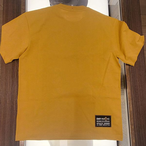 モンクレール grenoble 偽物 ラバー加工レタリングtシャツ【各色】j20978c