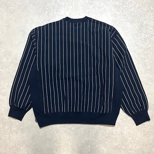 シュプリーム 偽物 ピンストライプ 刺繍ロゴクルーネック 2色 spm0123