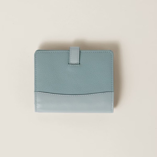 ミュウミュウ 偽物 Compact Wallet ロゴベルト 三つ折り財布 4色 miu21154