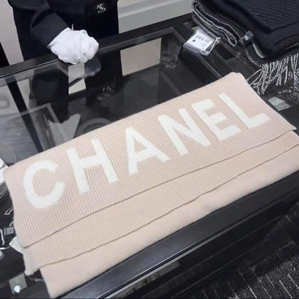 【新作♪ユニセックス】CHANEL カシミヤマフラー シンプルロゴ