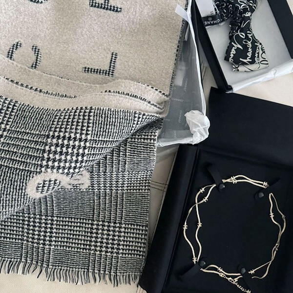 【24B◆寒い日もお洒落に♪】CHANEL CCロゴ ストール マフラー