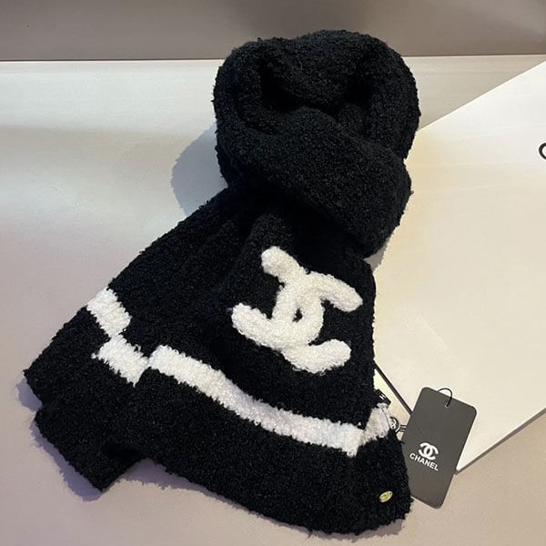 冬に大活躍♪シャネル カシミア CCロゴ マフラー Chanel CC logo muffler