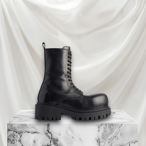 バレンシアガ Stomper Bootie レザーブーティー 偽物 805881W