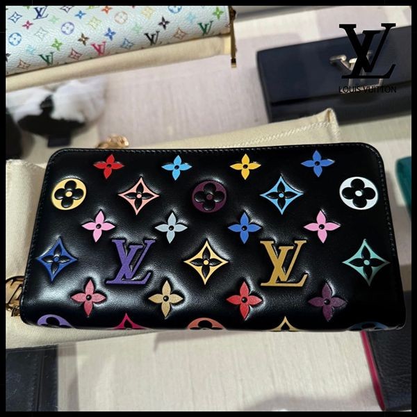新デザインルイヴィトン LV × TM 村上隆 コピー ジッピー・ウォレット 長財布 M14096