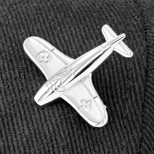 すぐ届☆【飛行機のブローチがアクセント♪】ルイヴィトン★キャップ 偽物 LV プレーン M5012M