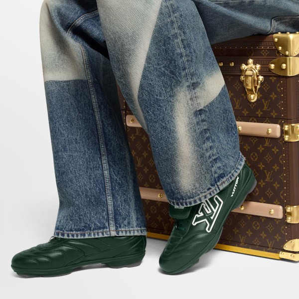 ルイヴィトン☆LV フットプリント サッカー・ライン スニーカー 偽物 1AHDP8