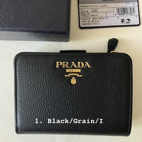 人気話題コラボ！プラダ Zip Compact Wallet ジップコンパクト財布 偽物♪