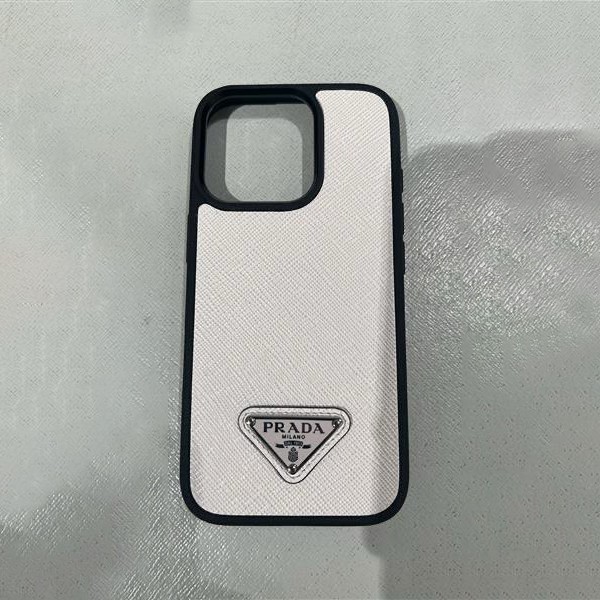 プラダ サフィアーノレザー★ iPhoneケース 偽物★全色 pld995114