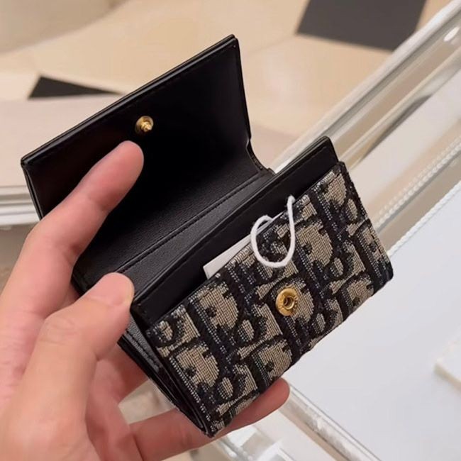 使い勝手の上手☆ディオール 30 Montaign 3つ折りウォレット 激安 S2358UNKO_M928