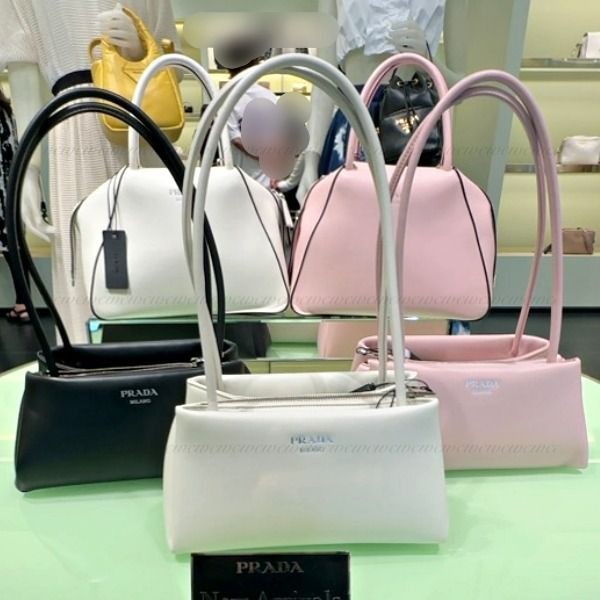 プラダ スモール レザー ハンドバッグ 偽物◆プラダ◆全3色 1BA368_2DDJ