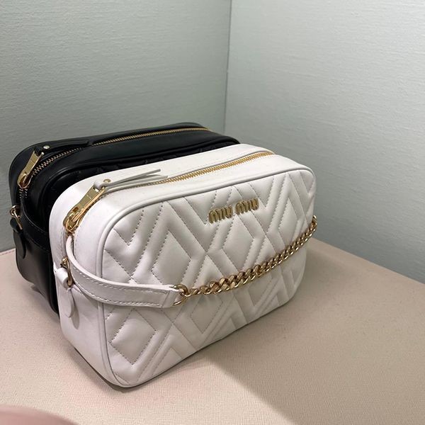 ★ミュウミュウ ショルダーバッグ スーパーコピー miu0215