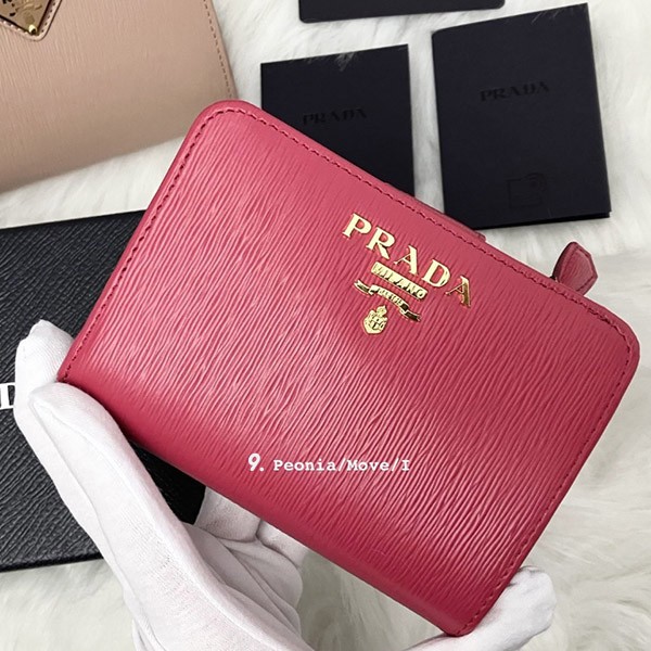 人気話題コラボ！プラダ Zip Compact Wallet ジップコンパクト財布 偽物♪