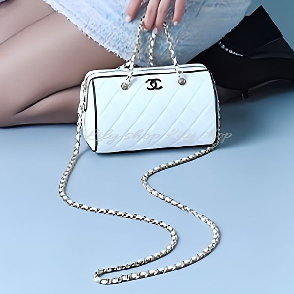【スーパーコピーN級品】シャネル ミニボストンバッグ コピー AP4515【2025SS/フォルムが可愛い♪】