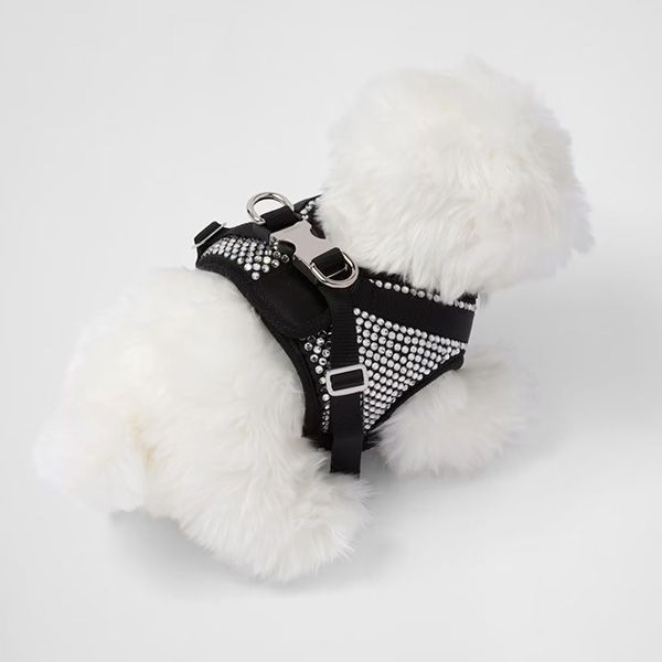 プラダ クリスタルスタッズ 犬用ハーネス 偽物 ロゴ付き【25ans掲載】pd0219