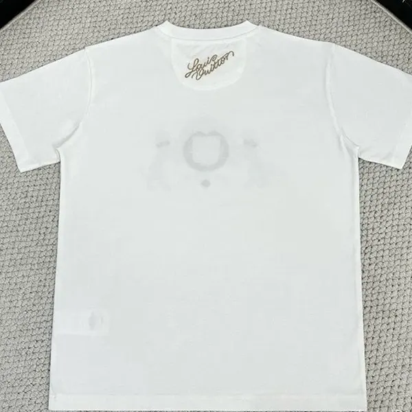 バイラ付録ルイヴィトン エンベリッシュド Tシャツ 1AGJZL
