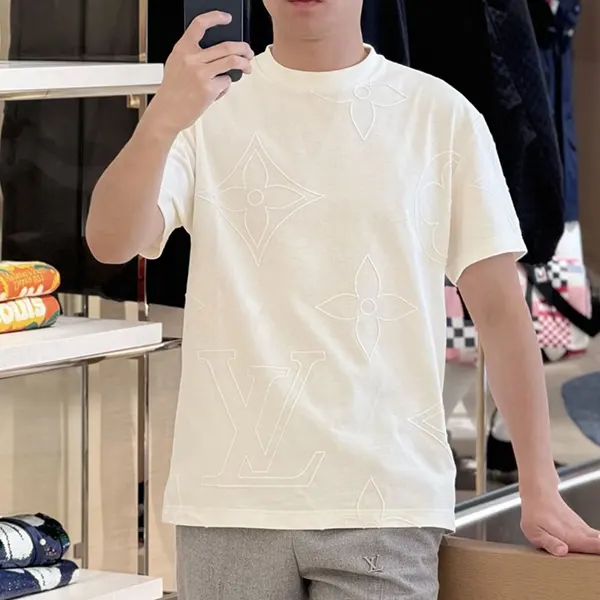 スーパーコピー n級品 ルイヴィトン ロゴＴシャツ 偽物 1AFYEY