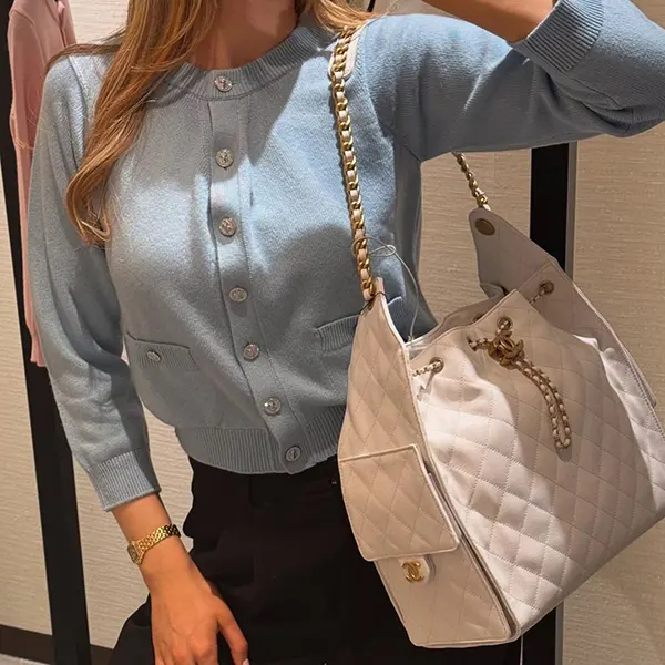 注目度NO.1シャネル 25SS オフショルカーディガン n級品 w25031105
