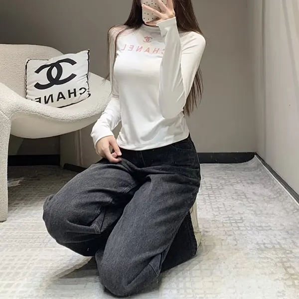 シャネル トップス Tシャツ 偽物 CCロゴ w25031301