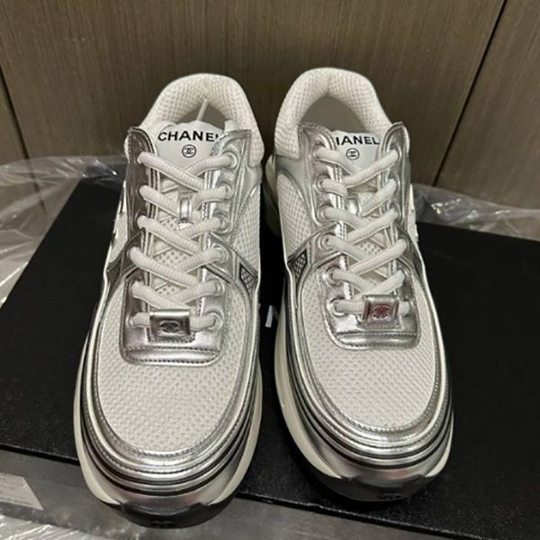 【シャネル】スニーカー シンプル カジュアル 履きやすい おしゃれ G39792