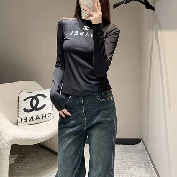 シャネル トップス Tシャツ 偽物 CCロゴ w25031301