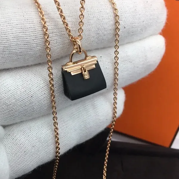 bagff.ruおすすめエルメス ペンダント アミュレット ケリー コピー H221350B 00