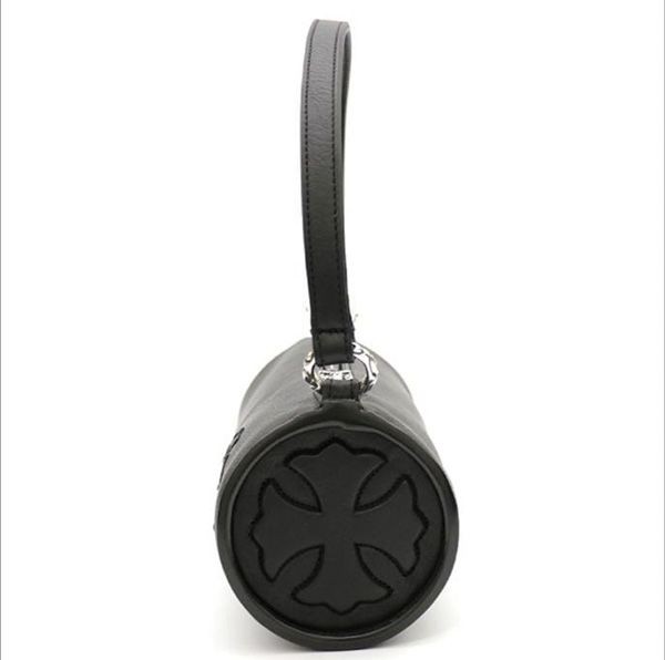 bagff.ruおすすめクロムハーツ GRINDS 筒型バッグ 偽物 ハンドバッグ アクセサリーポーチ スクロールラベル ミニセメタリークロスパッチ ch25335
