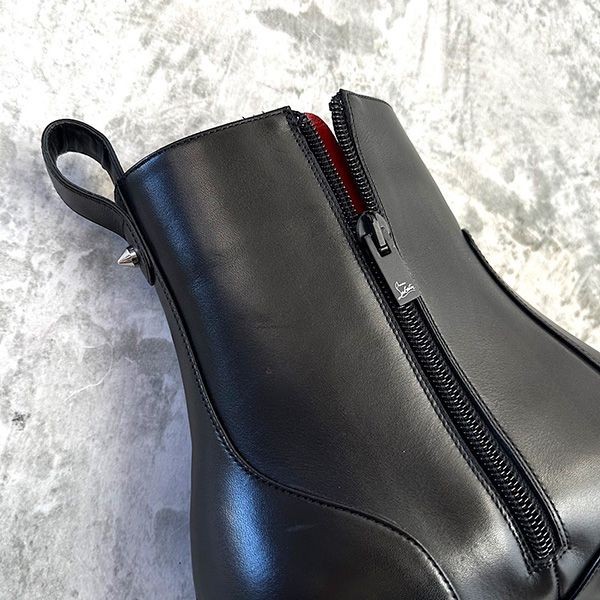 使い勝手良し☆クリスチャン ルブタン MAYERSWING FLAT CALF ブーツ 偽物 cl25310
