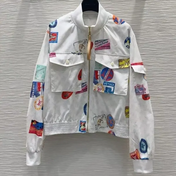 確保済み！ルイヴィトン トラベルパッチボンバージャケット 1AHGE2