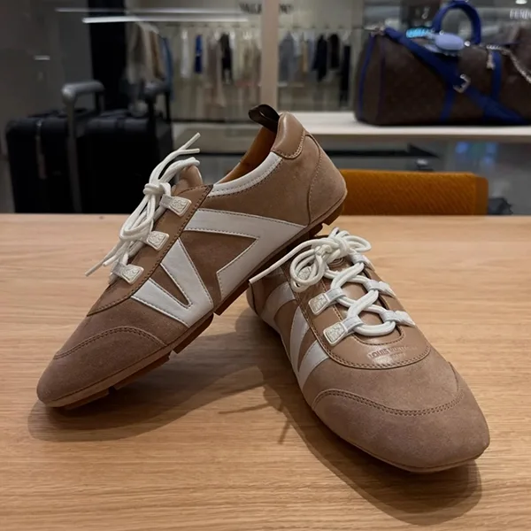 男女兼用◆ルイヴィトン n級品 スニーカリーナ ブラウン スニーカー 6色 1AHOJD