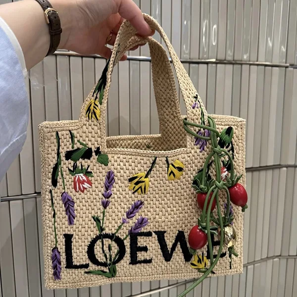 ロエベ フォントトートバッグ パチモン ラフィア 花刺繍 ALF1B59X26