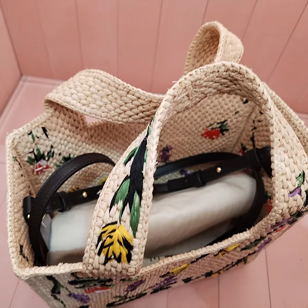 ロエベ フォントトートバッグ パチモン ラフィア 花刺繍 ALF1B59X26