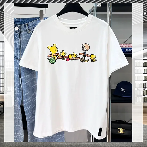 《コラボアイテム》【フェンディ】Silvia and The Baguette Tシャツ 偽物