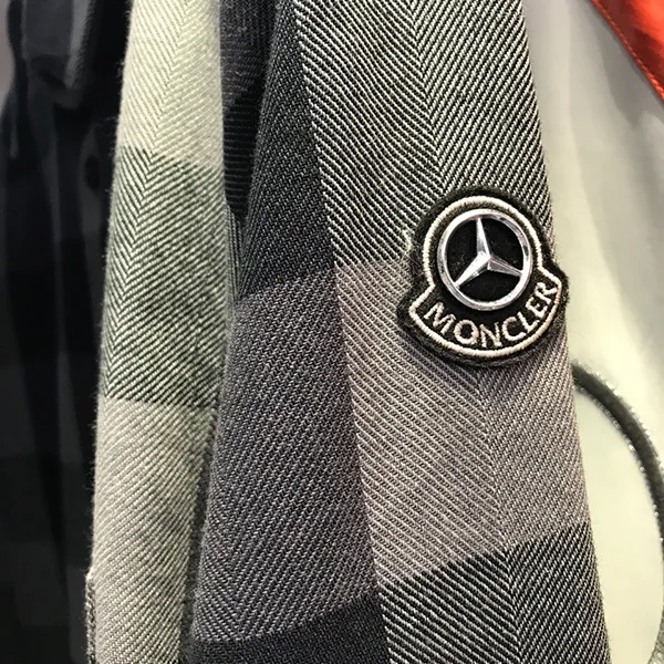 【モンクレール Mercedes-Benz by NIGO】チェックシャツ 偽物