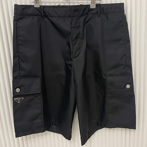 超入手困難プラダ Re-Nylon リナイロン カーゴハーフパンツ SPH244