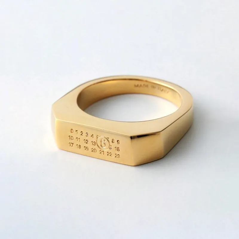 MM6 メゾンマルジェラ コピー  Numeric リング 2色 mm665448