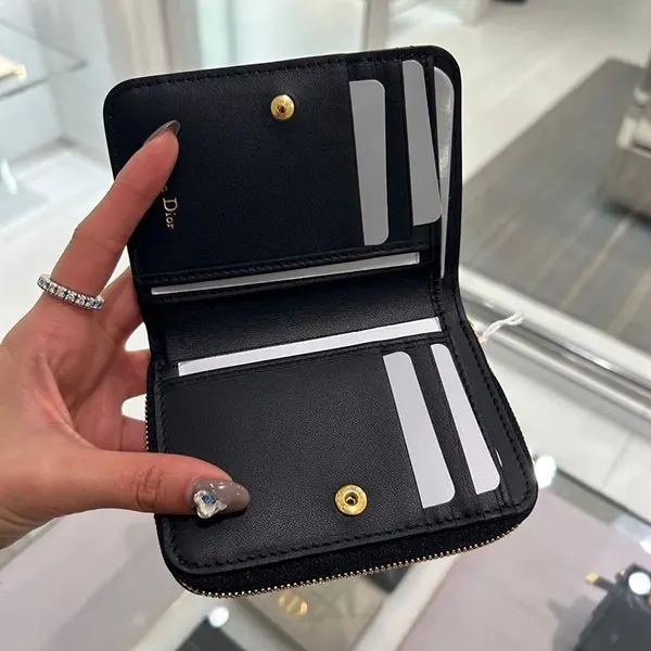 ディオール カロ CARO バイフォールド 2つ折り財布 S5032UWHC