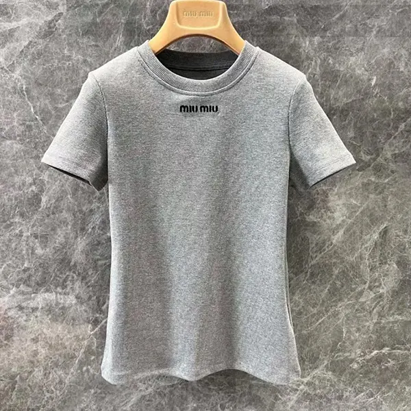 流行り廃りのないブランドミュウミュウ シームレス メランジ Tシャツ スーパーコピー MJN566