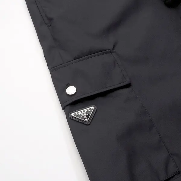 超入手困難プラダ Re-Nylon リナイロン カーゴハーフパンツ SPH244