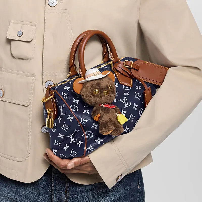 【可愛い】ルイヴィトン バッグ チャームLV ルイ ベア 並行輸入品 4色 M03176