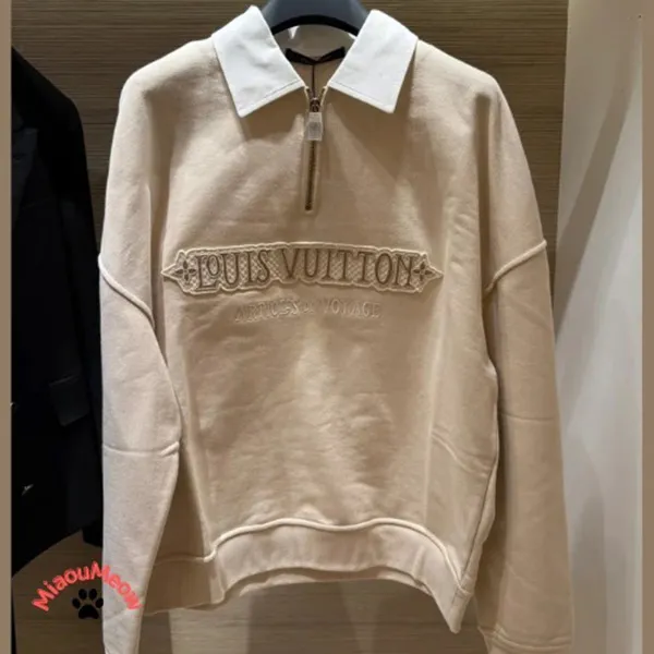 【一瞬でキマる。】ルイヴィトン ハーフジップスウェットシャツ 偽物 1AHW26